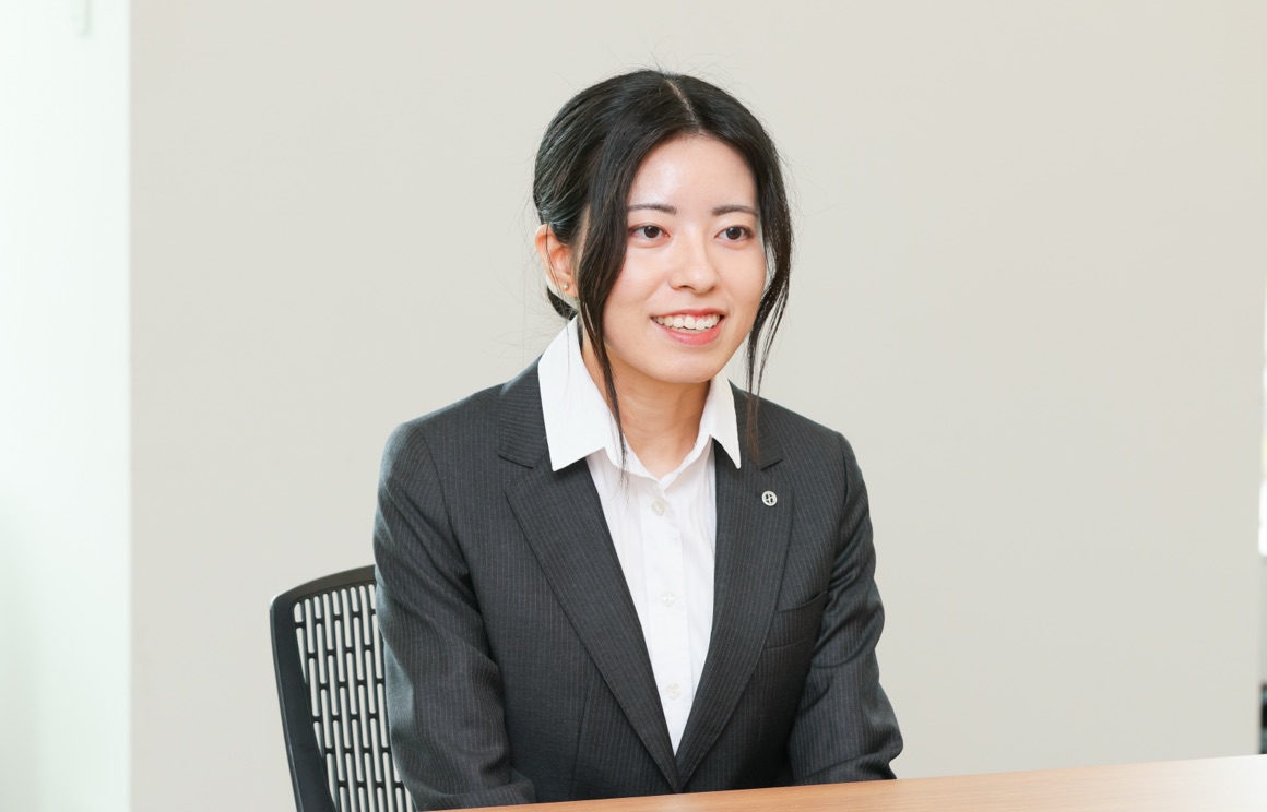 インタビューの様子